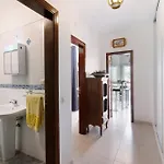 De La - Armacao Apartman *