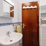 De La - Armacao Apartman *