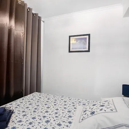 De La - Armacao * Armação de Pêra